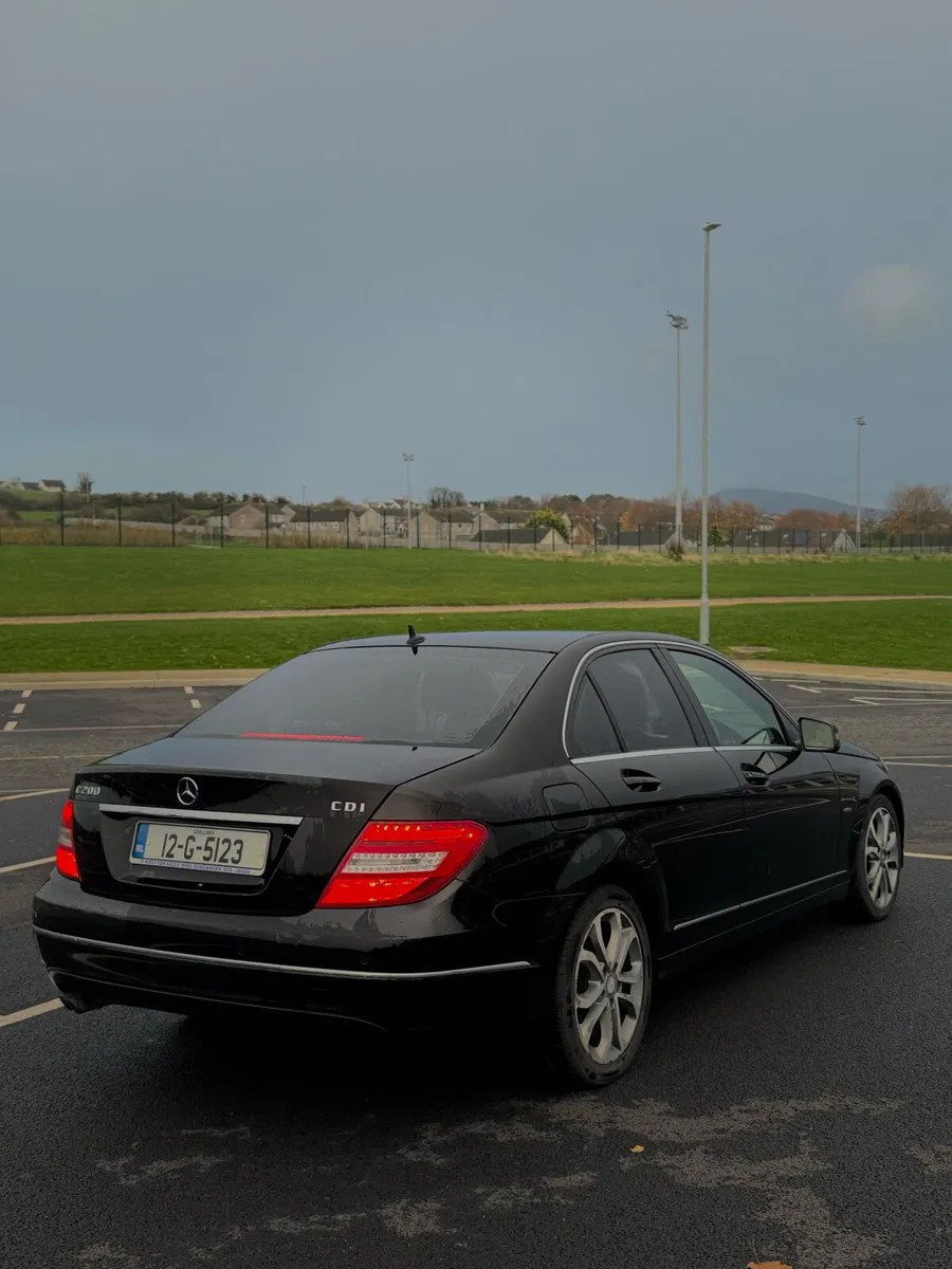 Mercedes C200 2012 NCT26/11 Served 2000 € - Image 3
