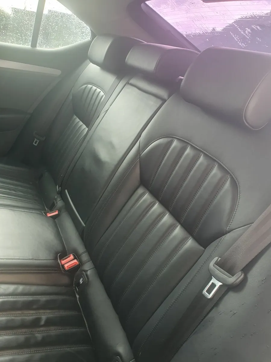 Skoda Superb 2017 - Image 4