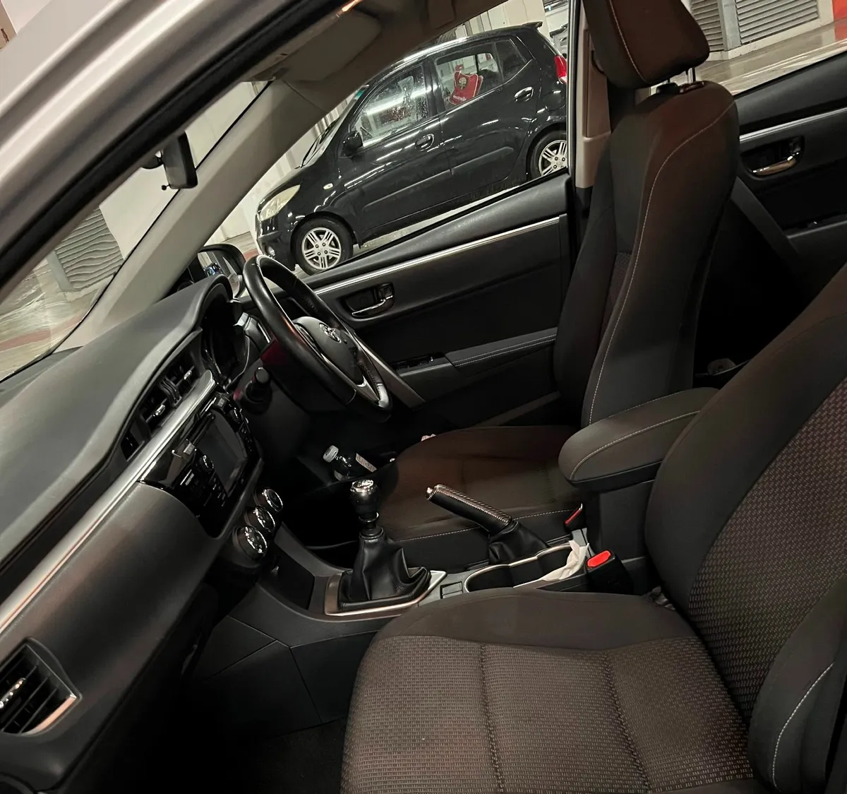 🚗 Toyota Corolla Luna | Full Option | Excellent - Image 3