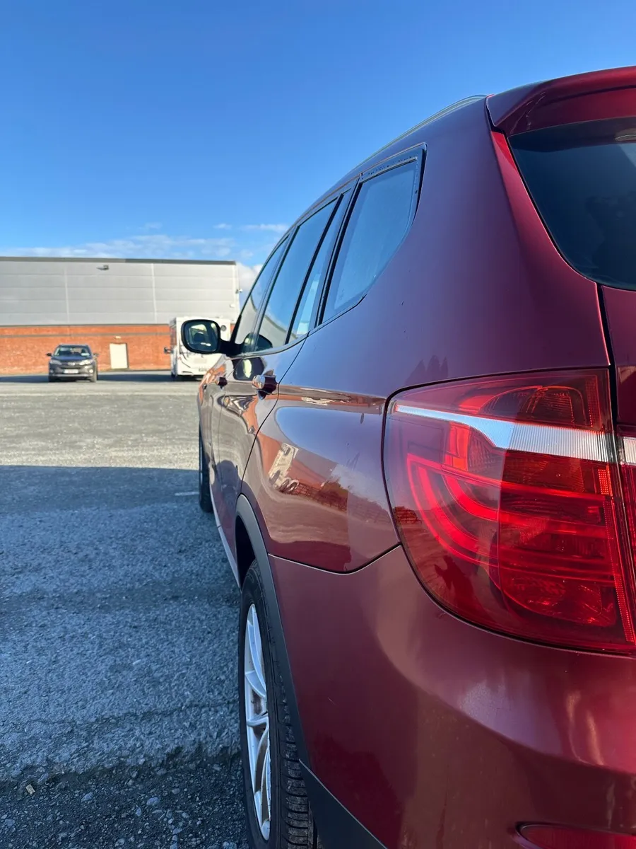 BMW X3 2012 - Image 2