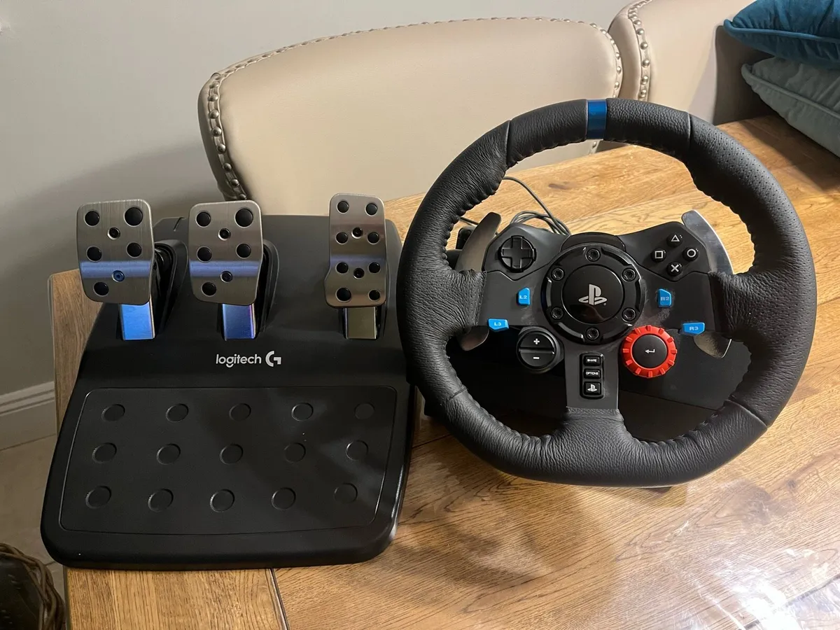 Steering wheel gaming - Image 1