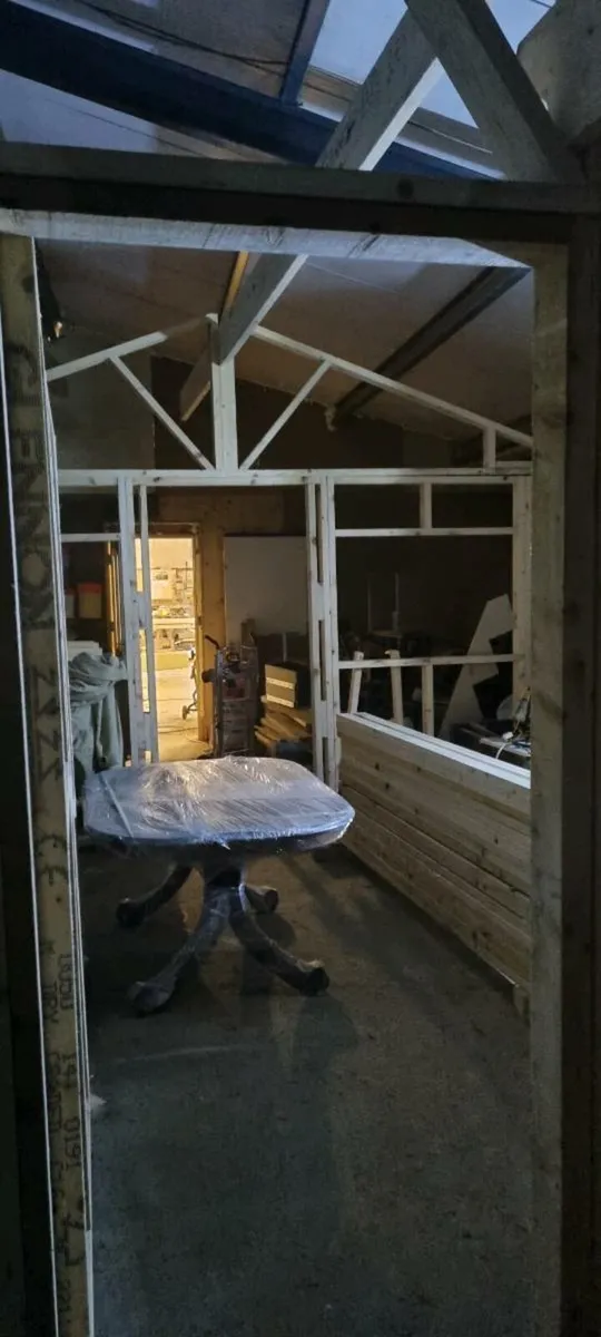 Partially made log cabin - Image 1