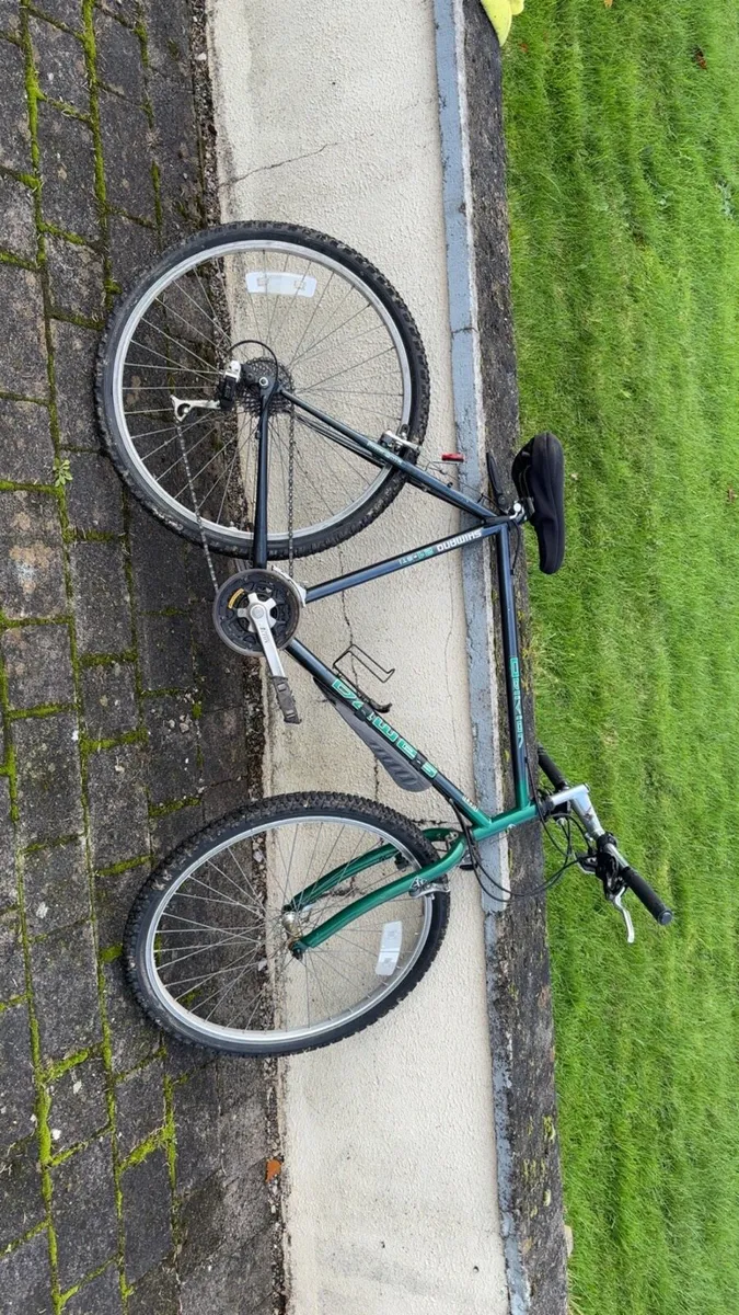 Dawes oblivion with a shimano 21 sti gear system - Image 1