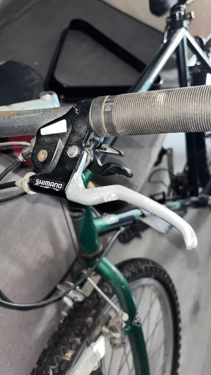 Dawes oblivion with a shimano 21 sti gear system - Image 2