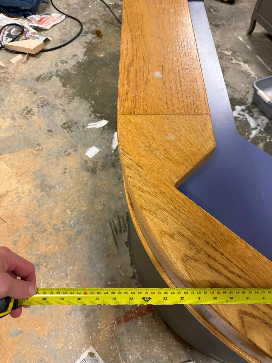 Business checkout counter - Image 3