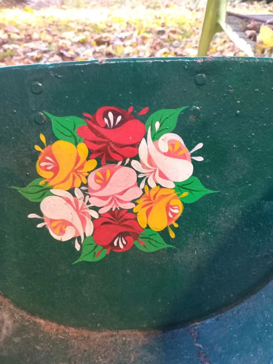 Antique avery potatoe weighing scales handpainted - Image 2