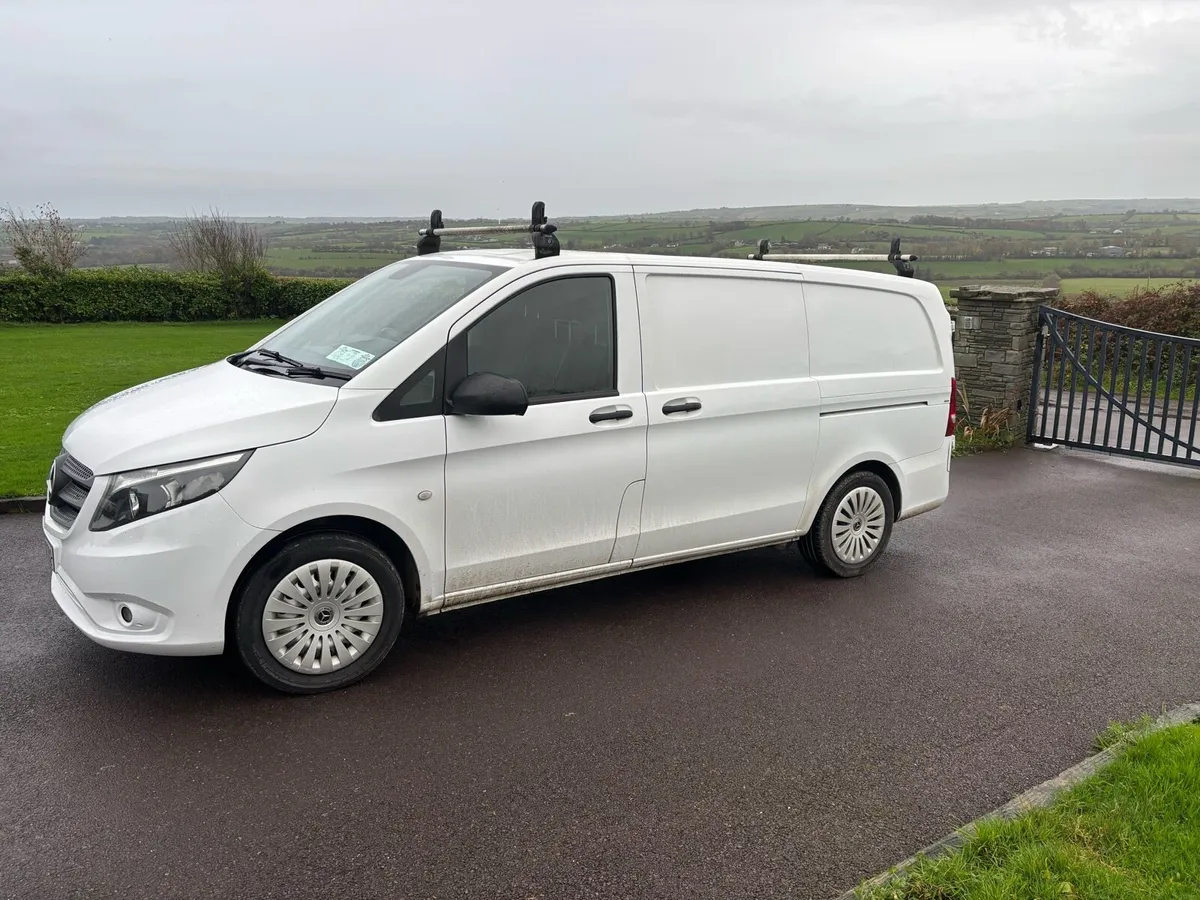 Mercedes Benz Vito 2.1 Automatic 119 model - Image 2