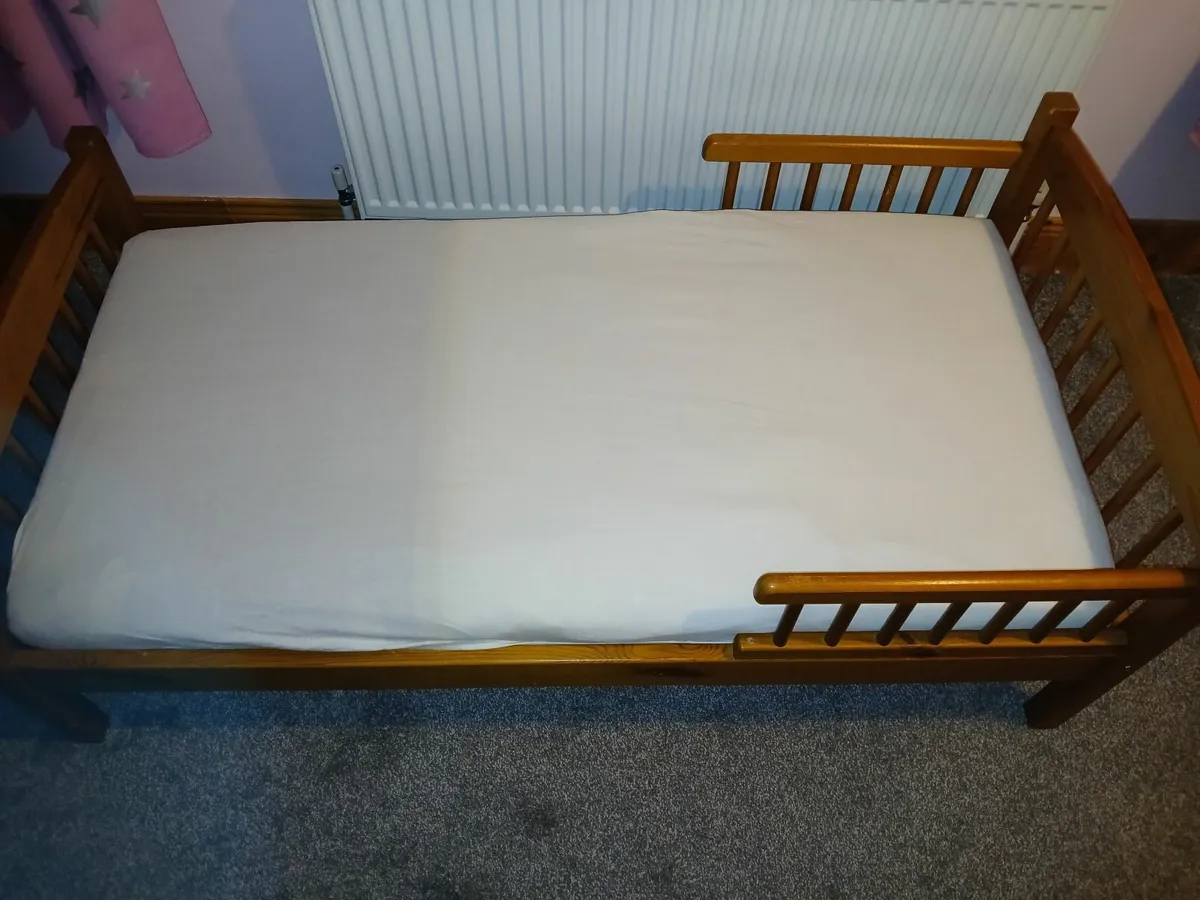 Toddler /kids bed - Image 3