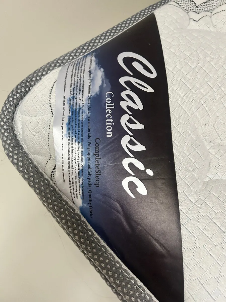 Two single mattresses - Image 4