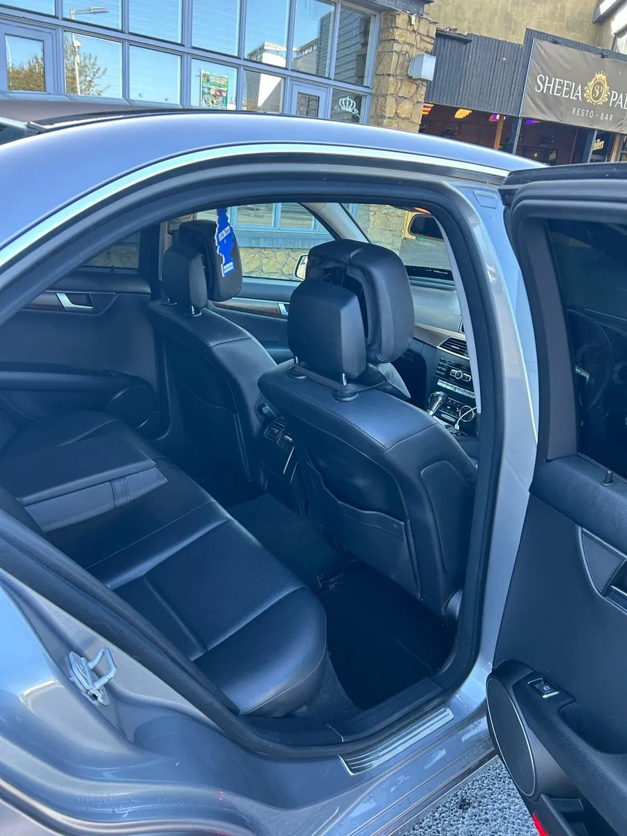 Mercedes c class elegance automatic very cheap - Image 2
