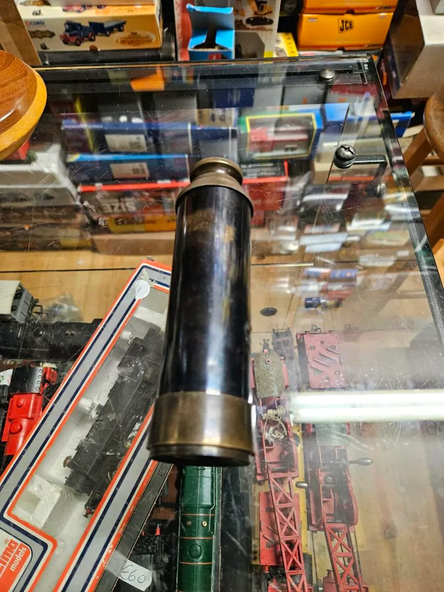 Vintage Telescope - Image 1