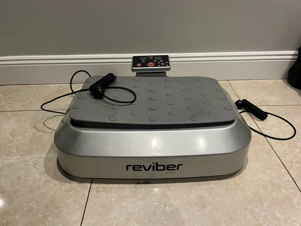 Reviber Vibration fitness plate - Image 1