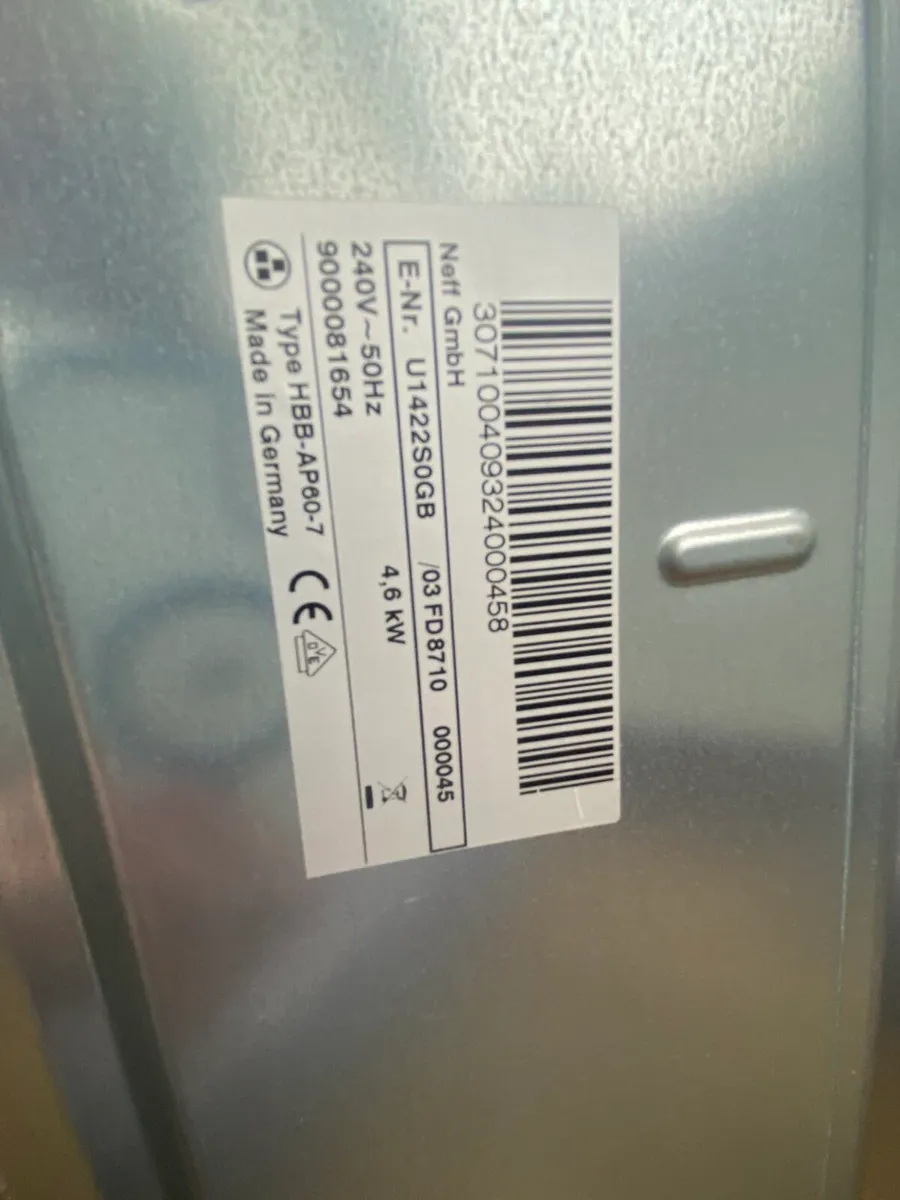 Neff double oven (built in) & hob - Image 2