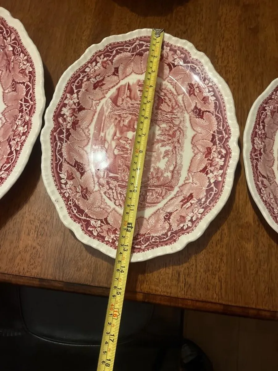 Mason Vista pink platters and soup tureens - Image 3