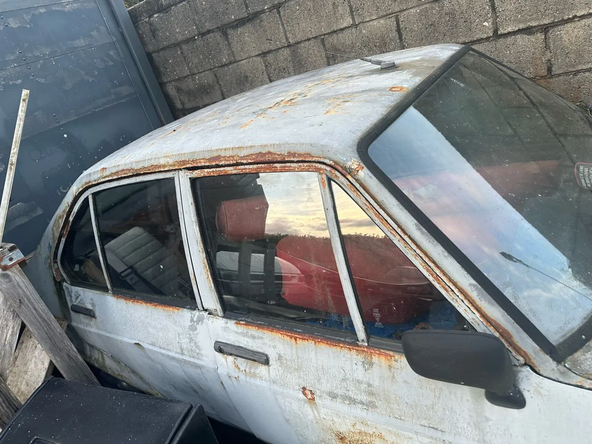 Ford Escort Mk2 - Image 2