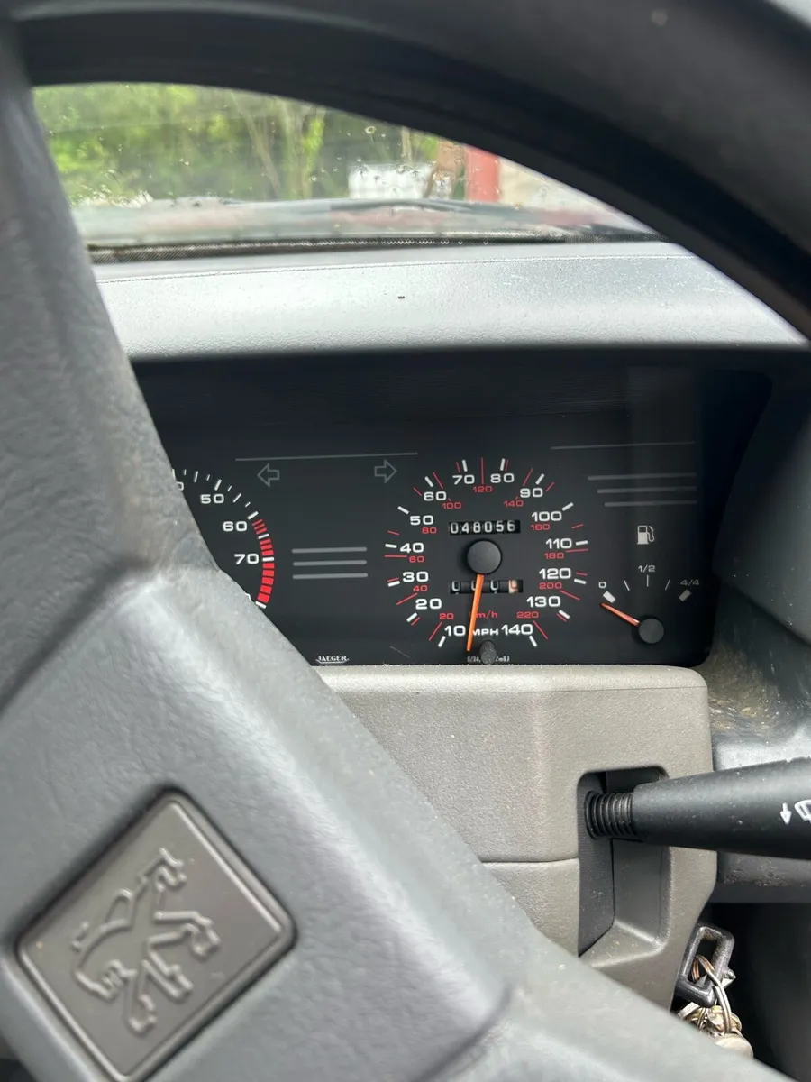 Peugeot 405 - Image 3