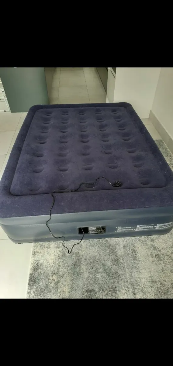 Blow up bed - Image 1