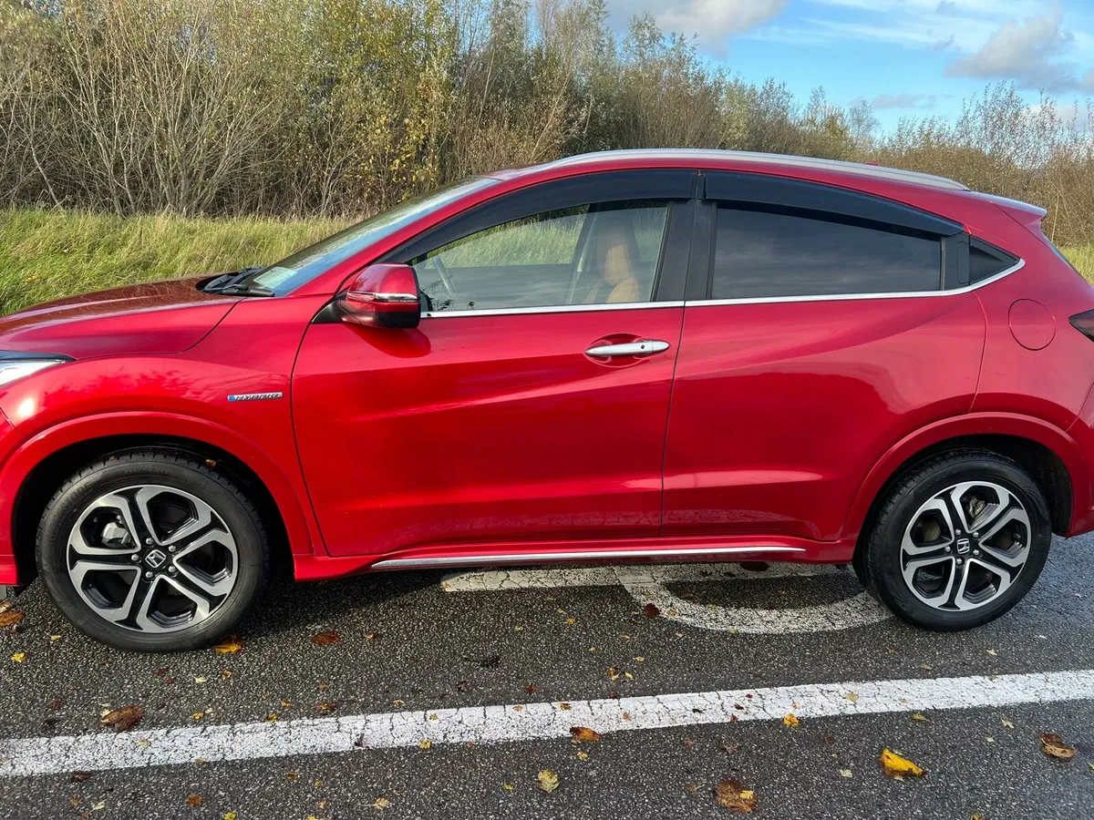 Honda Vezel 2018 Hybrid - Image 3