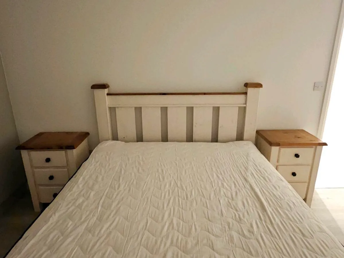 Hard wood King size bed and Mattress - Image 3