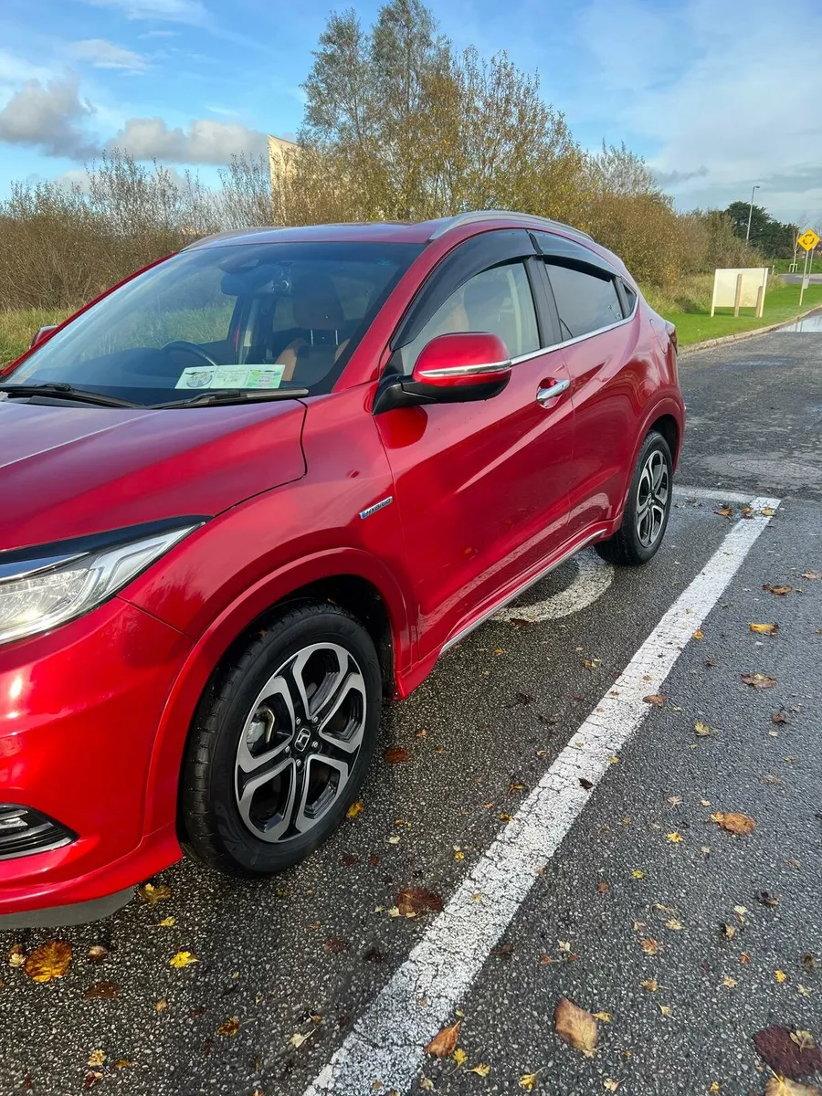 Honda Vezel 2018 Hybrid - Image 4