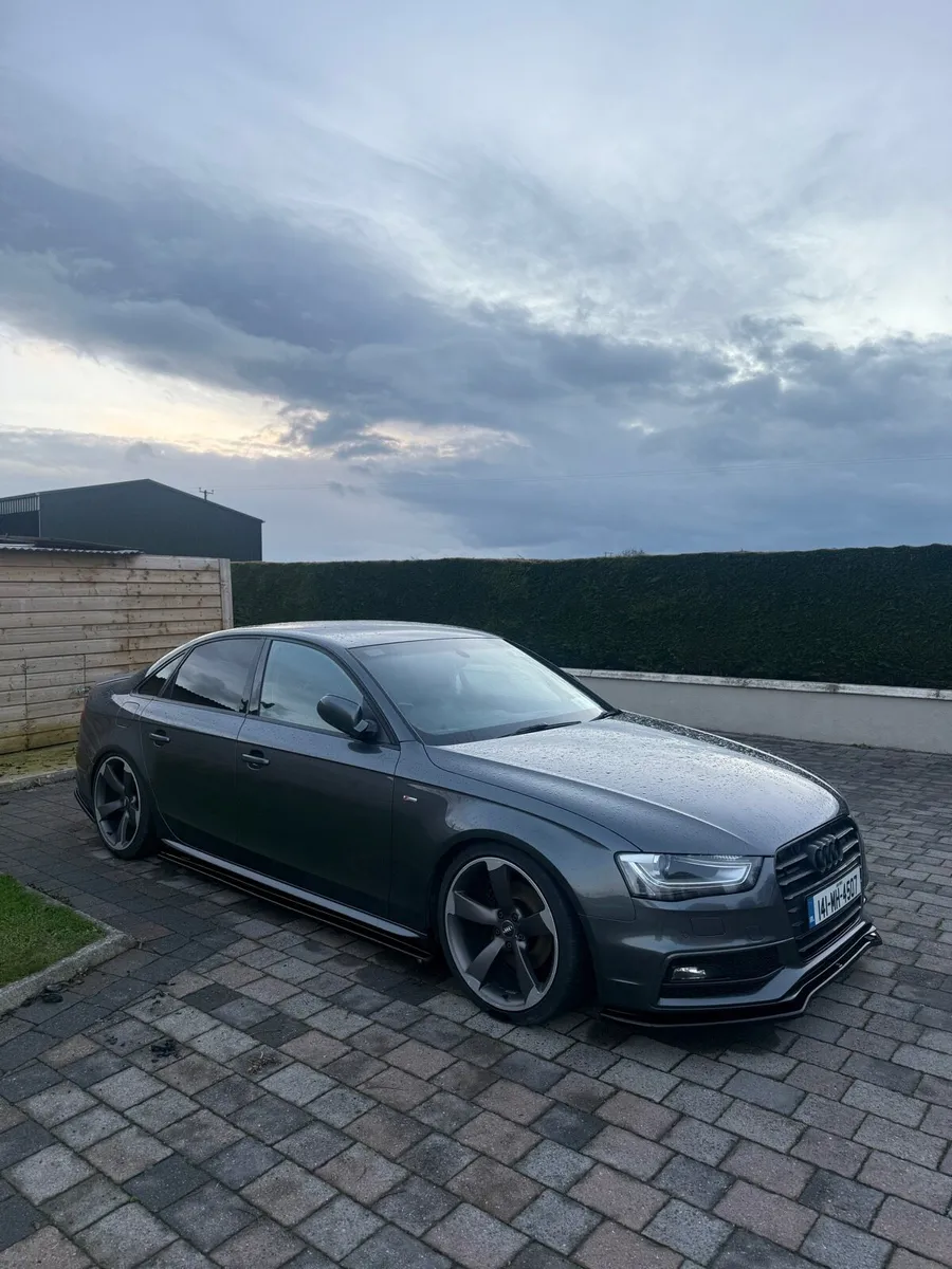 Audi a4 sline black edition - Image 4