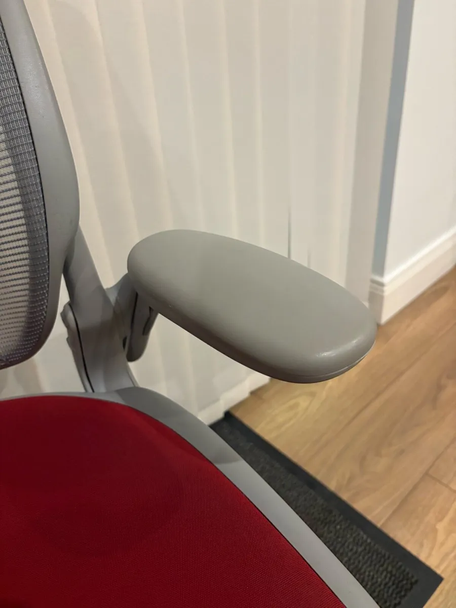 Humanscale Diffrient World Task Office Chair - Image 2