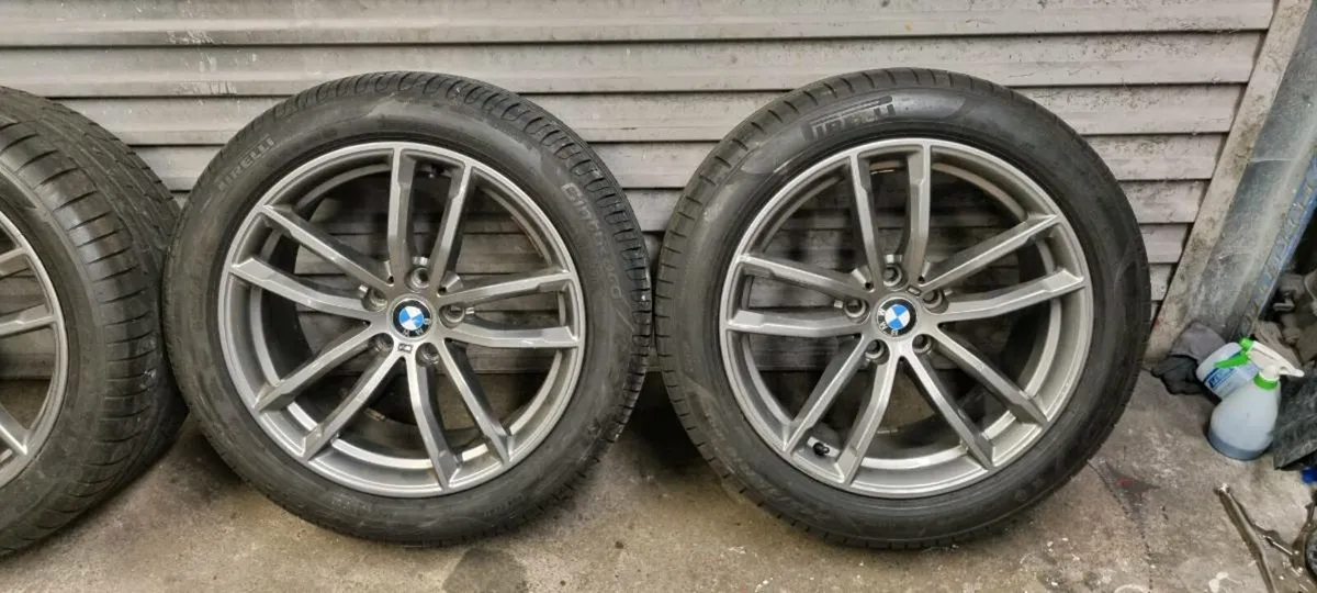 BMW M SPORT 18" Alloys - Image 3