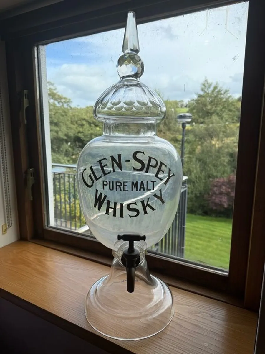 Glen Spey Whiskey Dispenser - Image 1