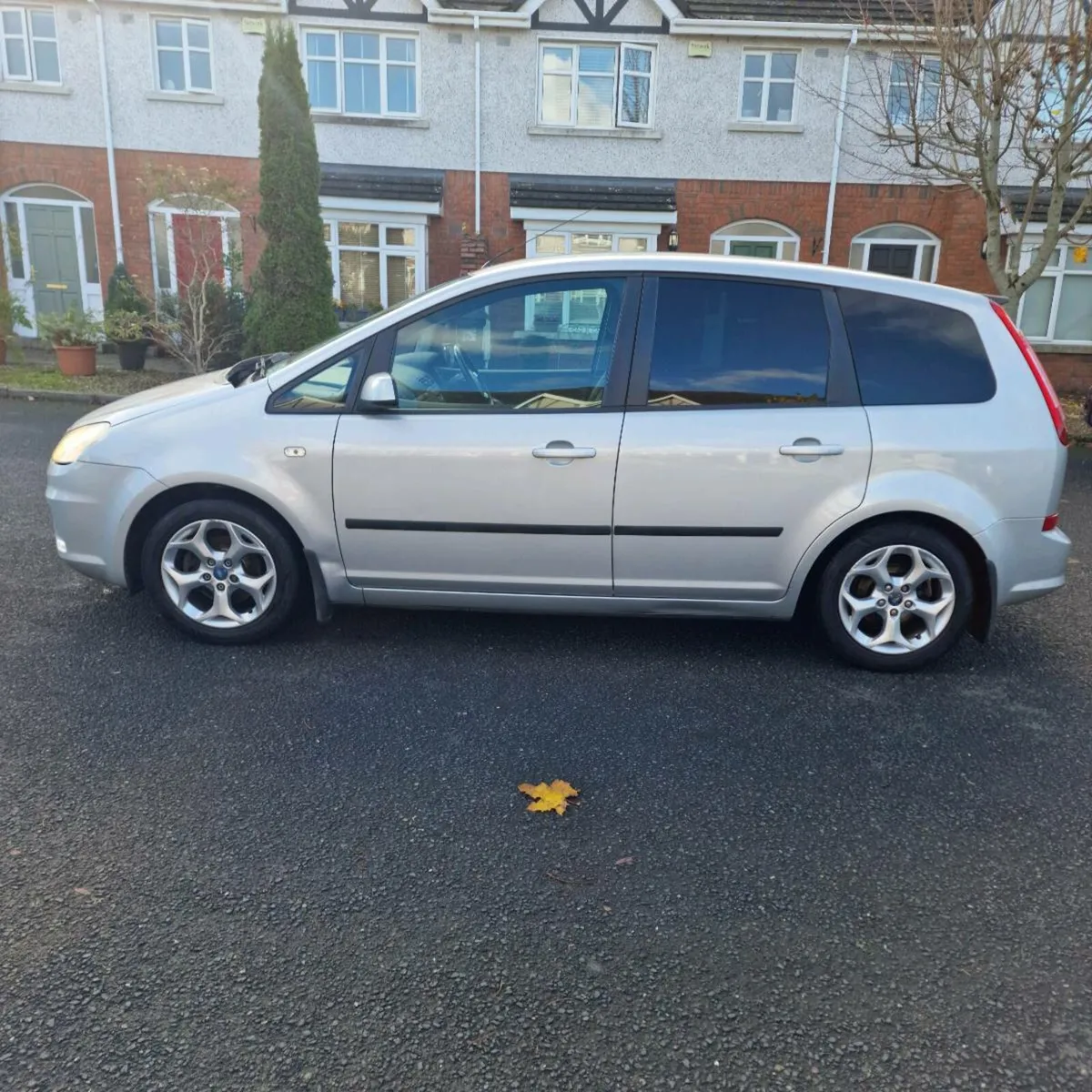 Ford c-max - Image 1