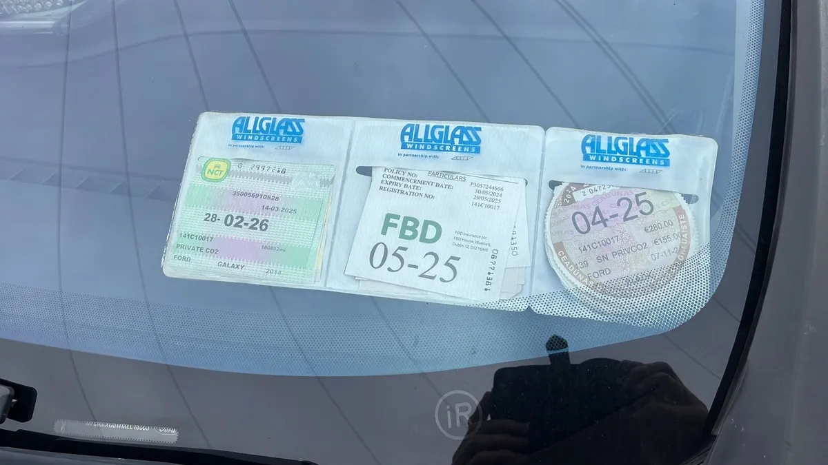 Ford Galaxy 2014 - Image 1