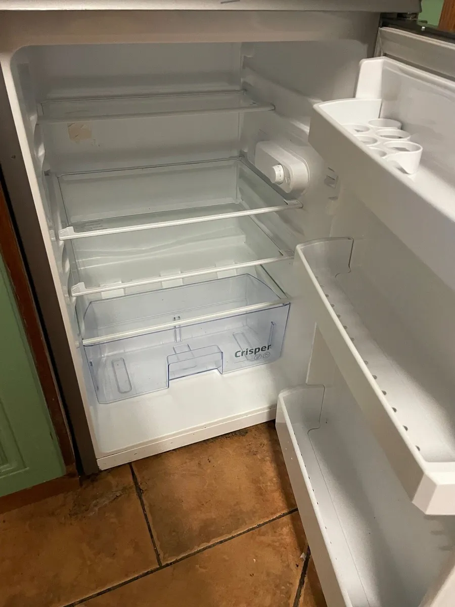 Beko under counter fridge - Image 2