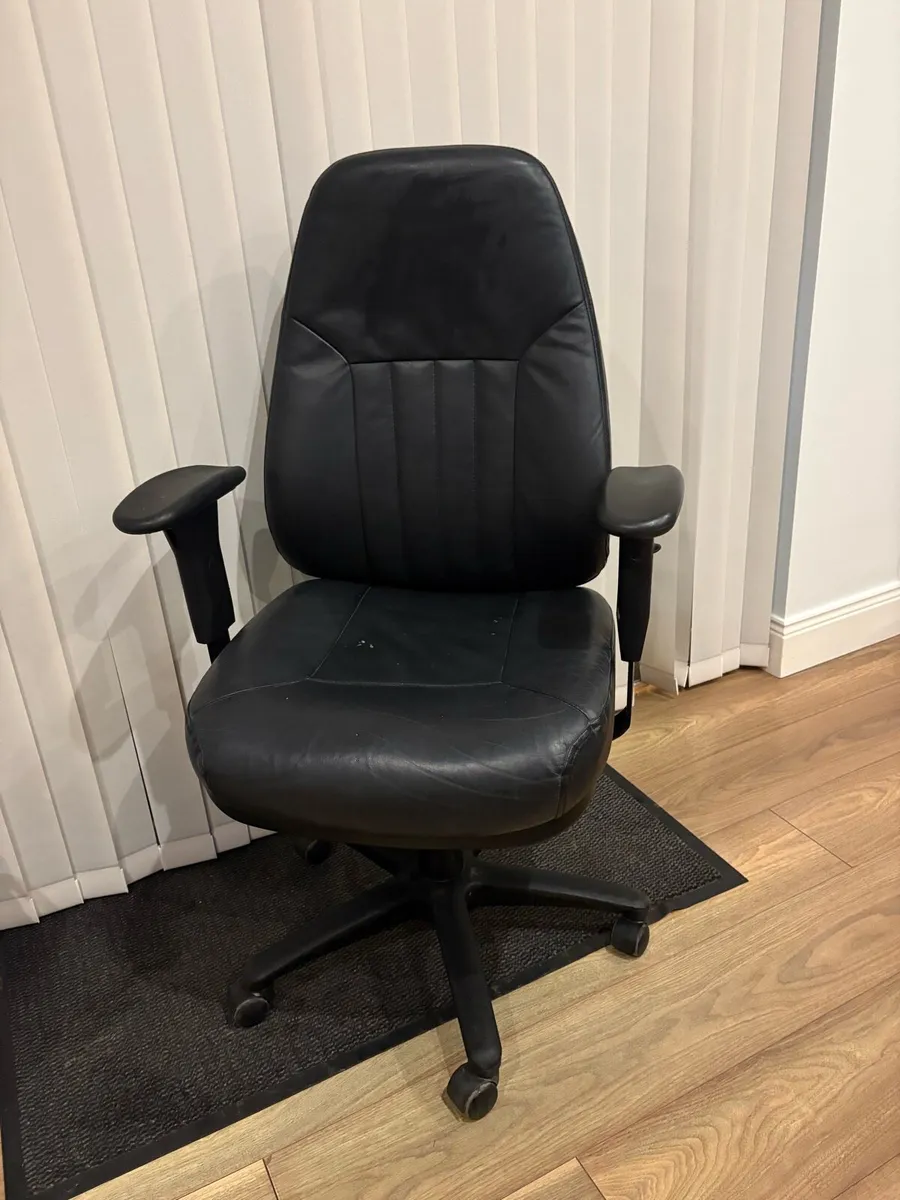 Panther Bariatric Chair Office chair - Image 1