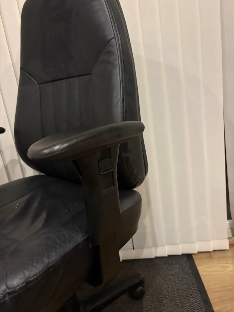 Panther Bariatric Chair Office chair - Image 2