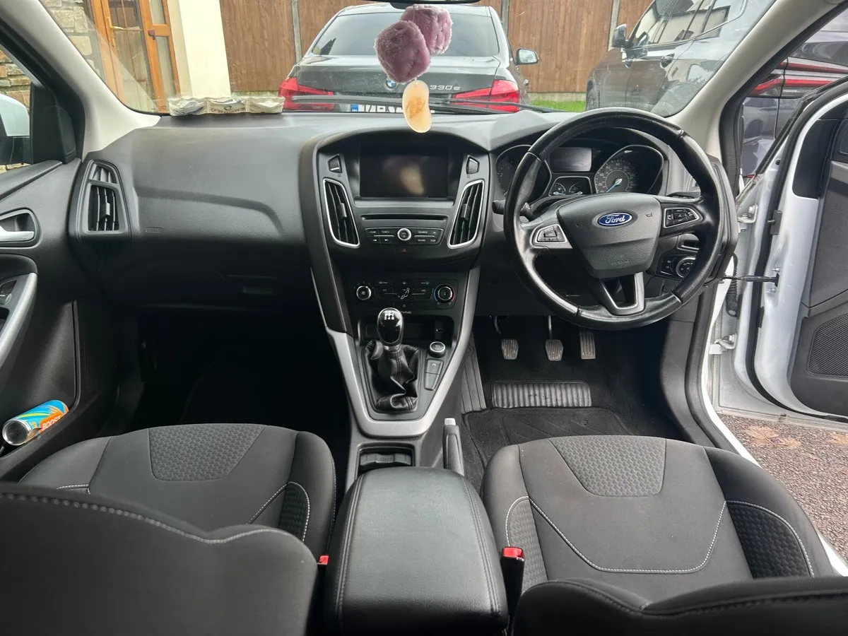 1L Ecoboost Ford Focus 2015 - Image 2