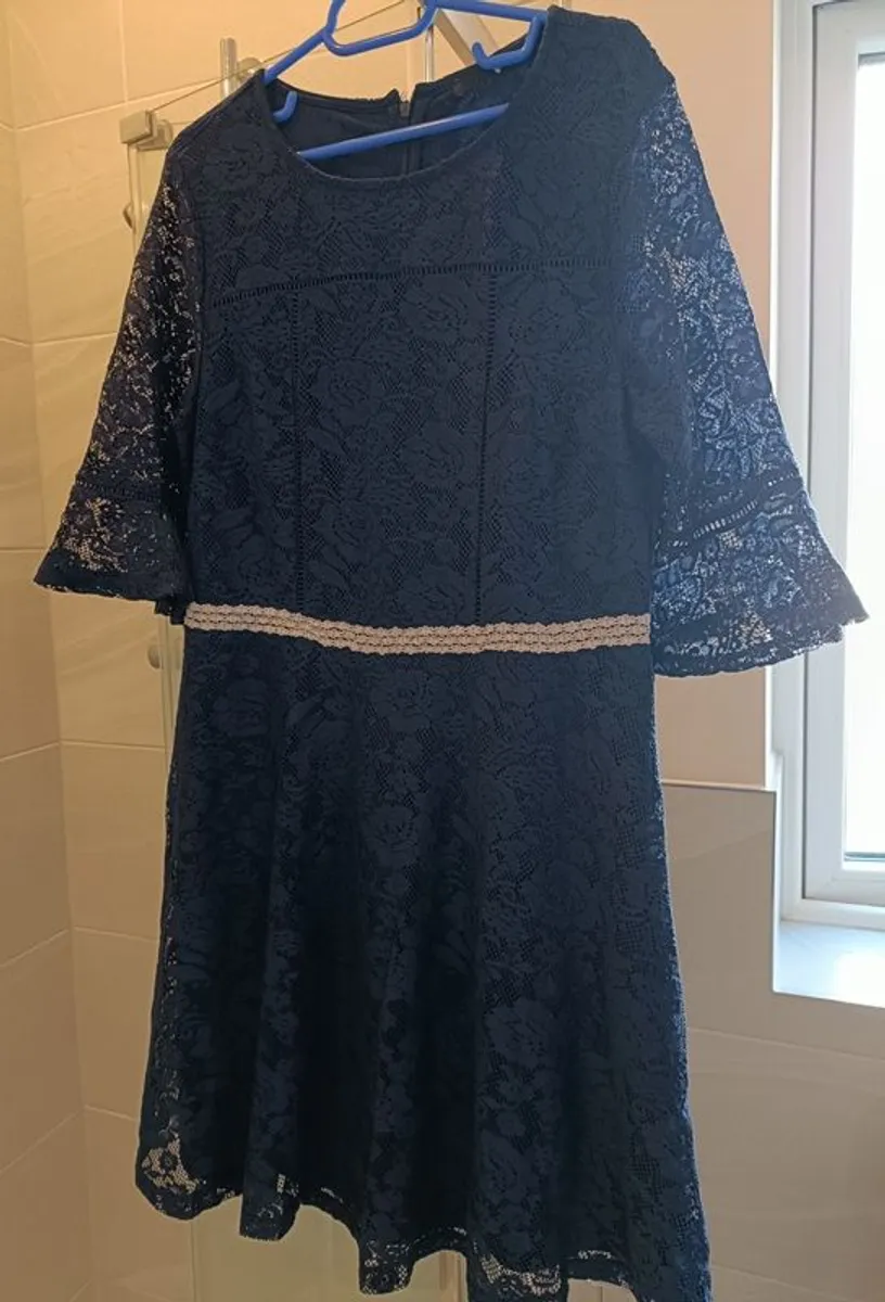 Chi Chi London Very Occasion Lace Dress Navy size 14 UK - Image 2