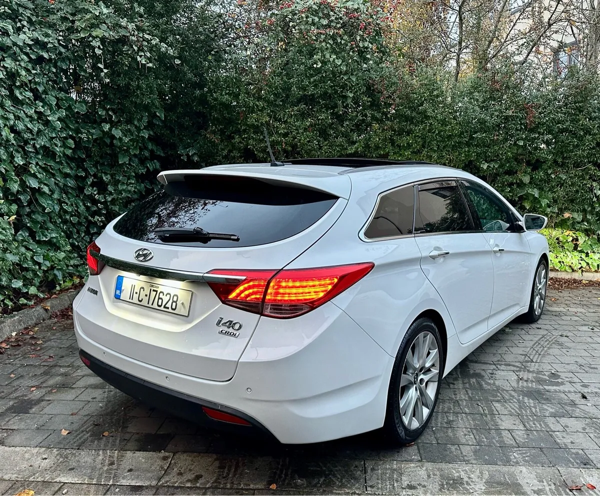 €4200 11 Hyundai i40 Premium Panoramic New Nct - Image 4