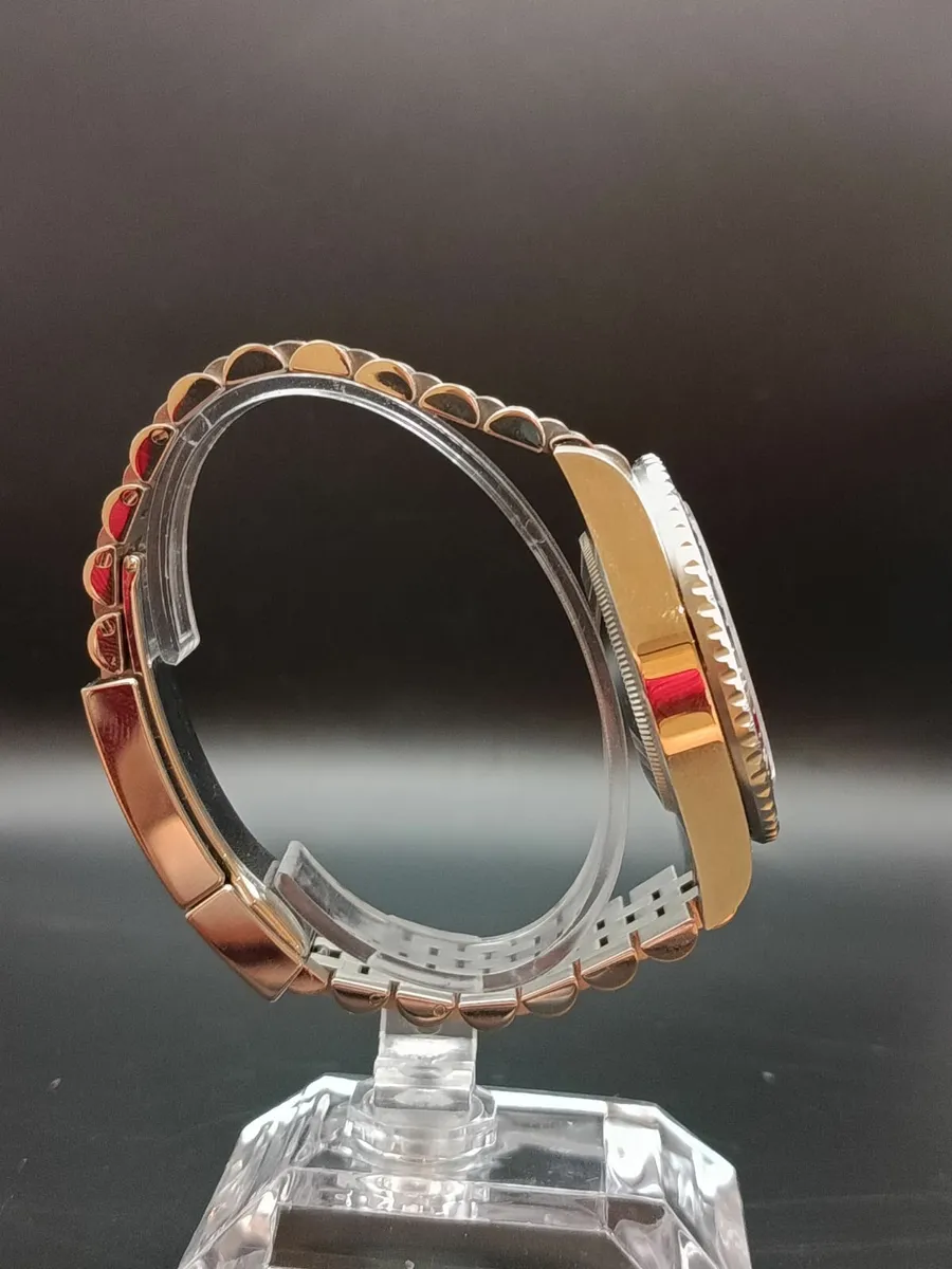 Rolex GMT Master ii Pepsi - Image 3