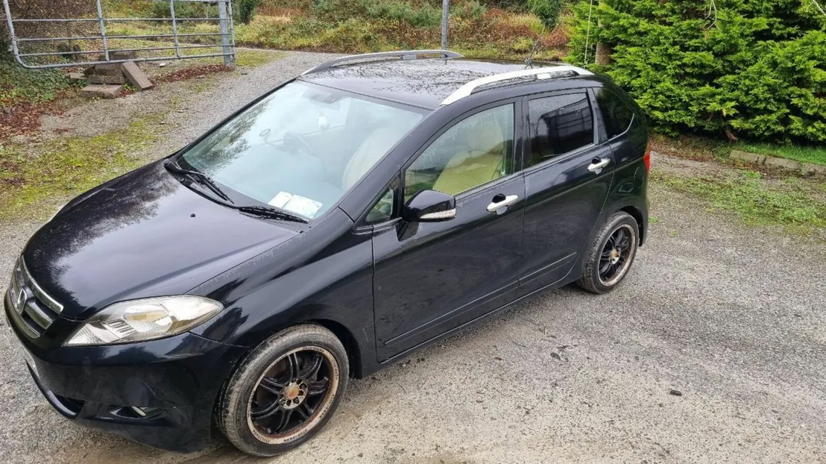 Honda FR-V 2008 - Image 3