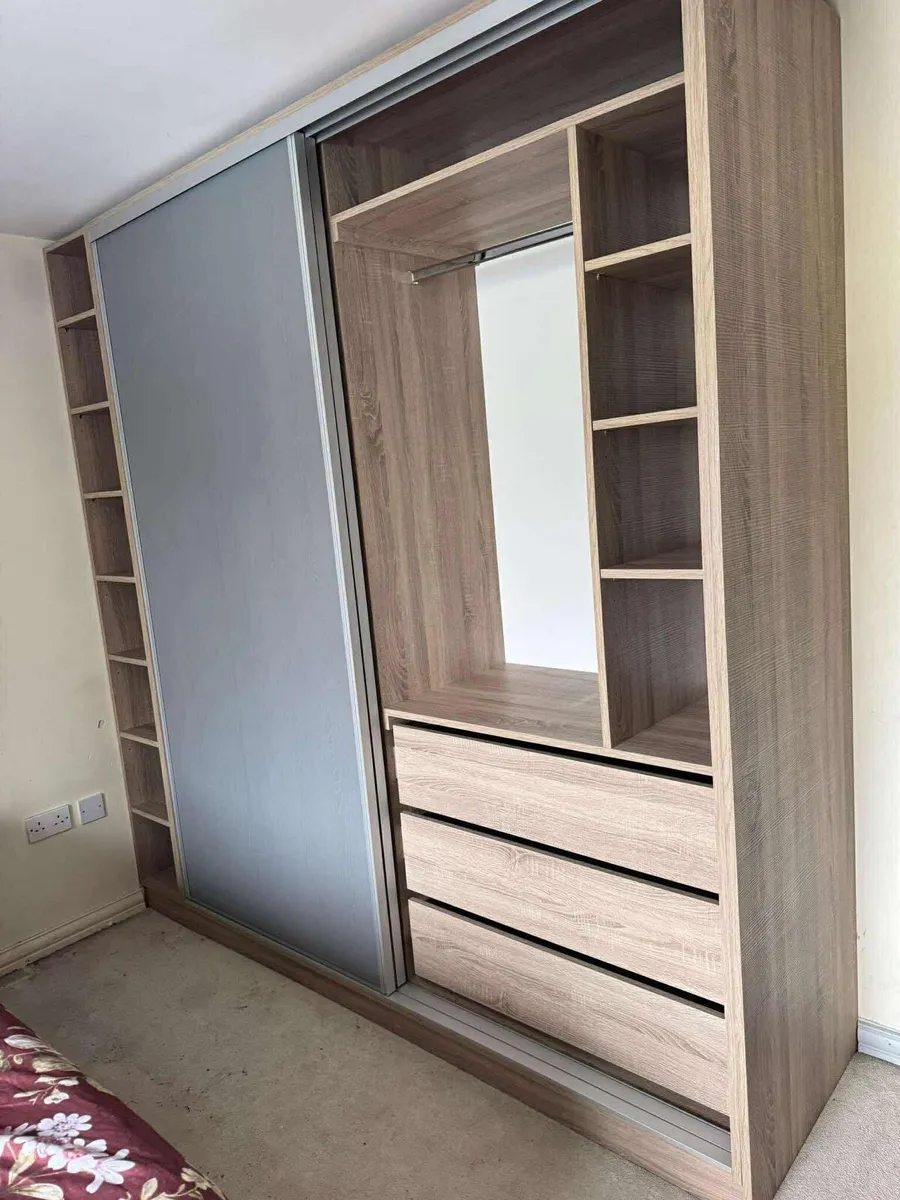 Wardrobes custom made - Image 2