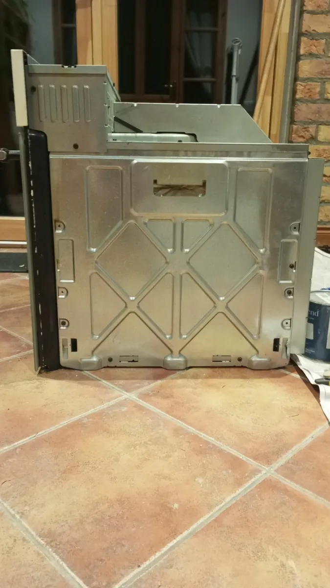 Electric Oven - Image 2