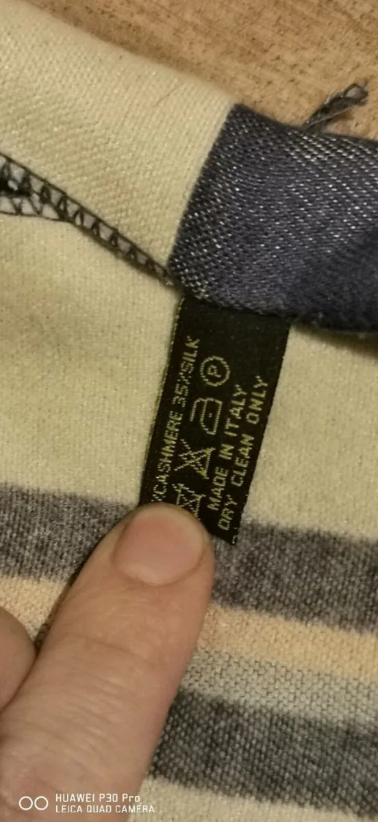 Louis vuitton scarf - Image 1