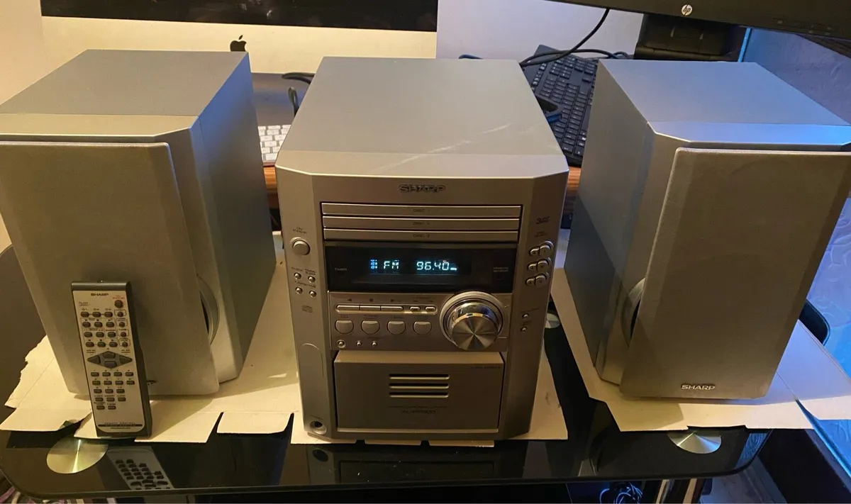 Sharp XL-HP500 Micro Hifi Stereo System, Perfect - Image 2
