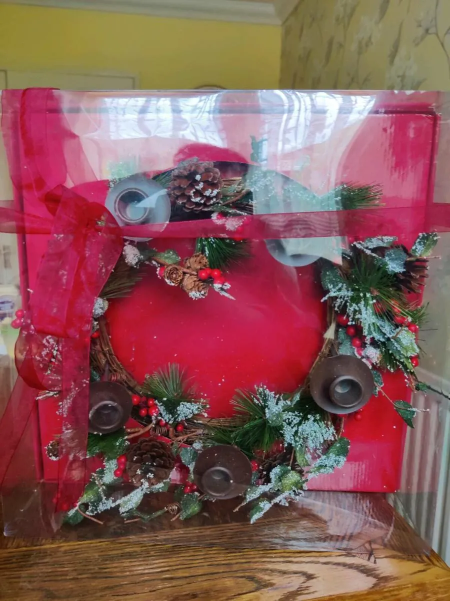 HUGE WROUGHT IRON, Christmas Wax Candle Holder ! - Image 1