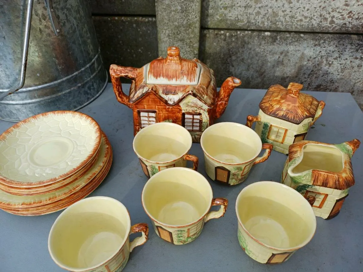 Vintage Keele St Cottageware Pottery - Image 2