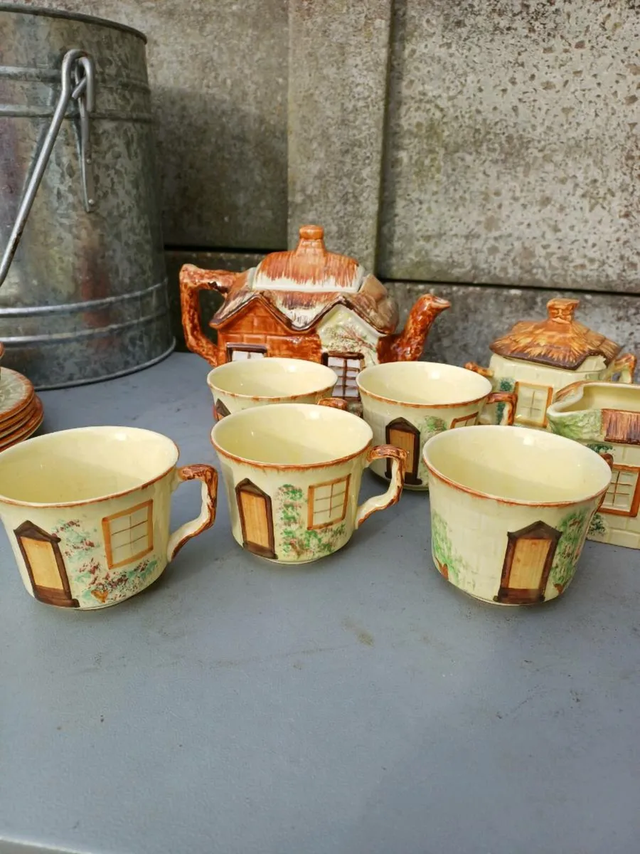 Vintage Keele St Cottageware Pottery - Image 4