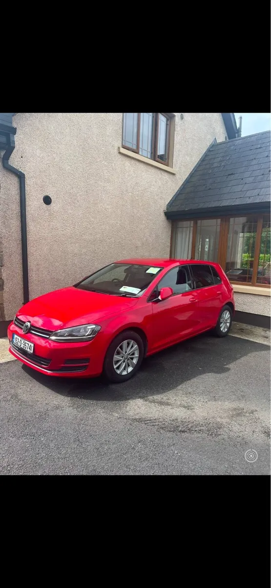 Volkswagen Golf. Very low mileage - Image 1