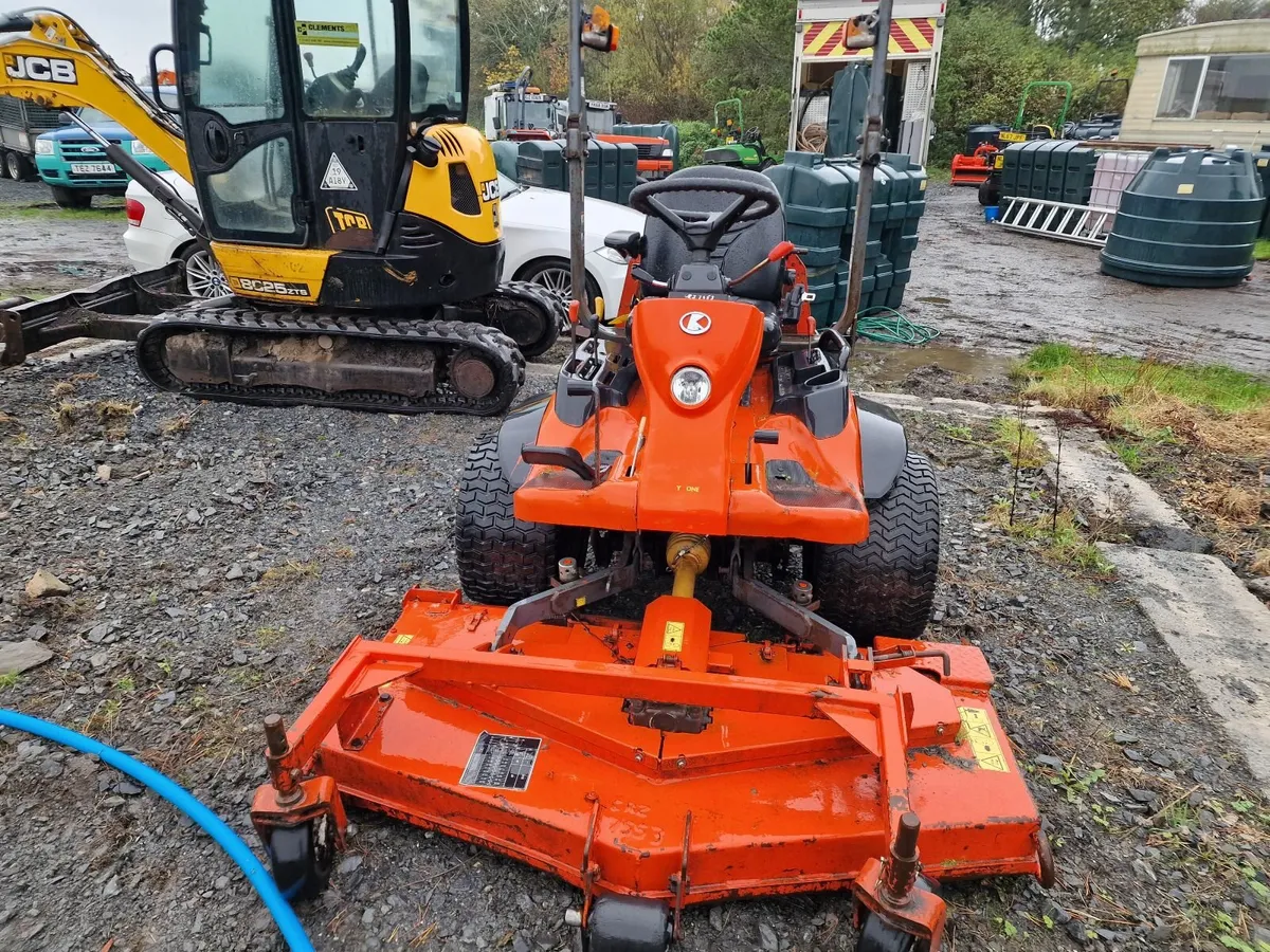 Kubota F3680 ride on mower lawnmower - Image 3