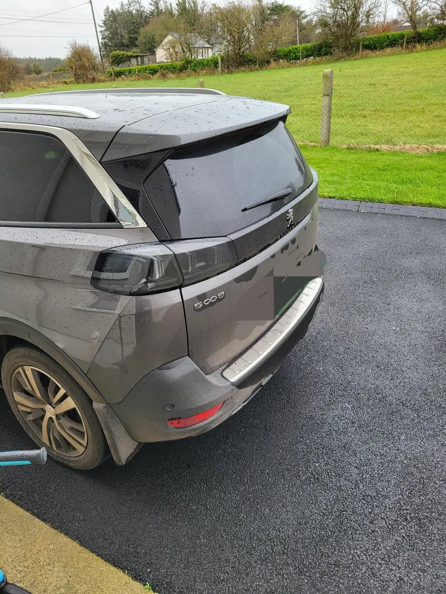 Peugeot 5008 2022 - Image 3