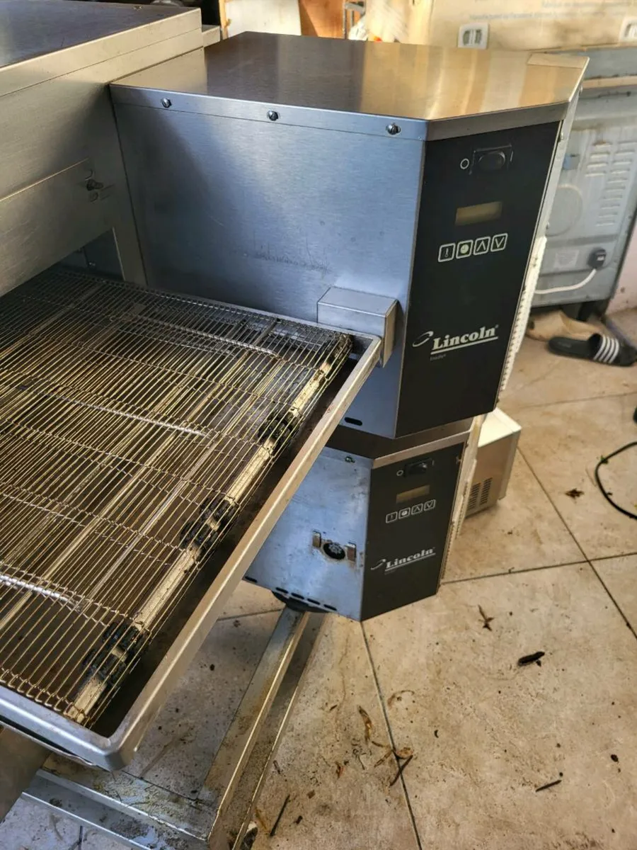 18` lincon Pizza oven (warranty) - Image 4