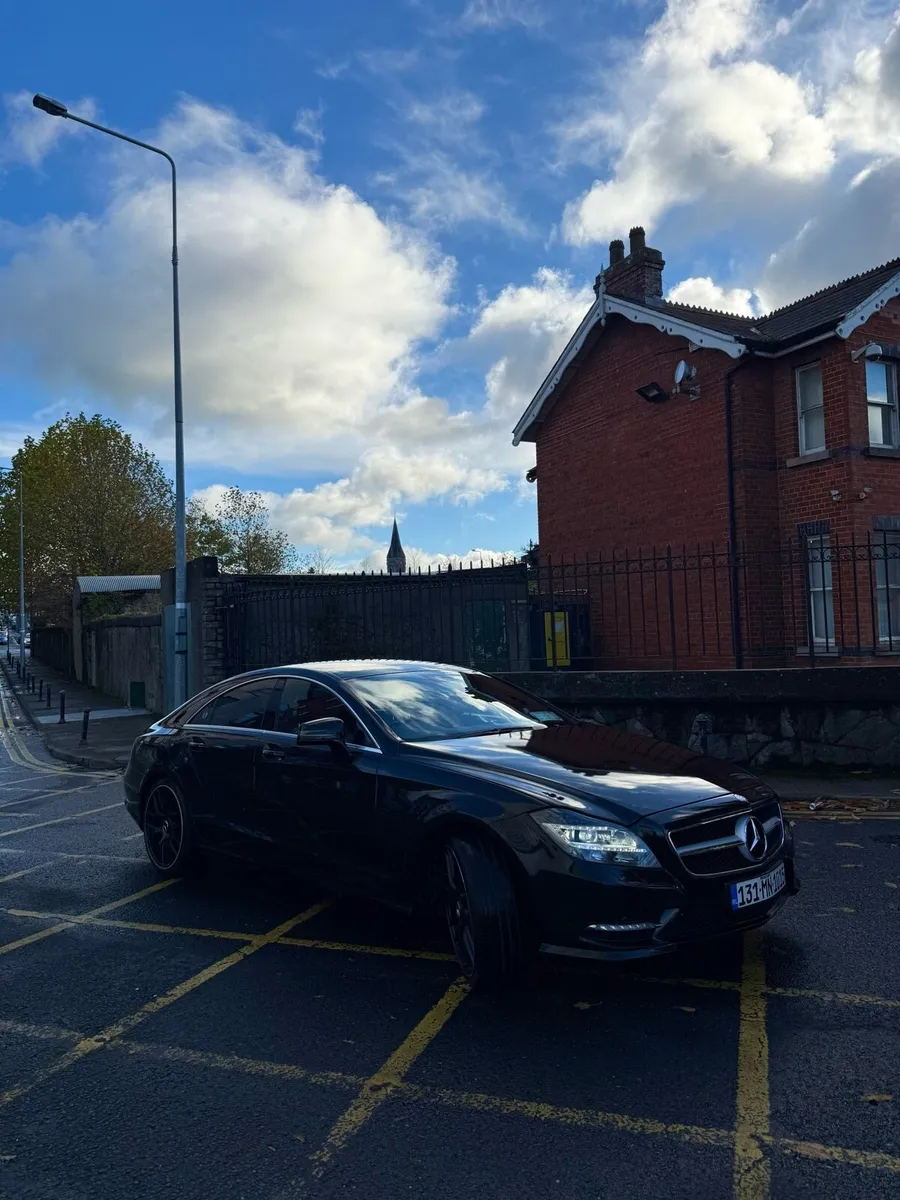 Mercedes CLS - Image 2
